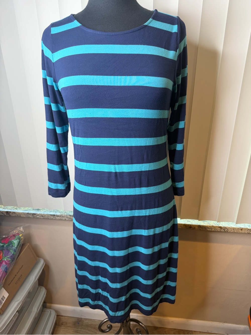 Tommy Bahama piece 3/4 sleeves round neckline navy turquoise striped dress SZ S